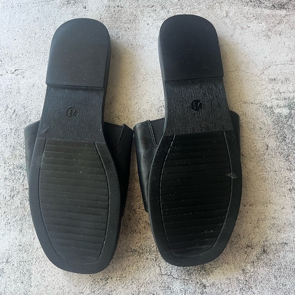 RACHEL ZOE Tudor Slide Black Sandals size 7 1/2 - Picture 3 of 5